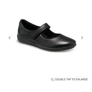 Shoes for girl(brand new)